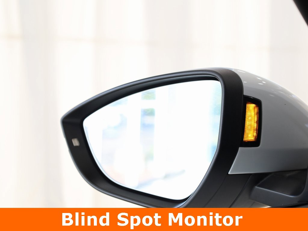 Used 2023 Audi e-tron Premium Plus w/ Premium Plus Package image 21