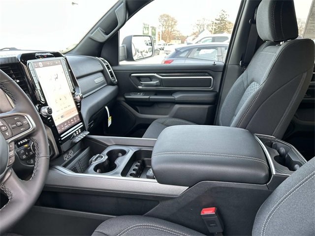 New 2026 RAM 1500 4x4 Crew Cab image 8