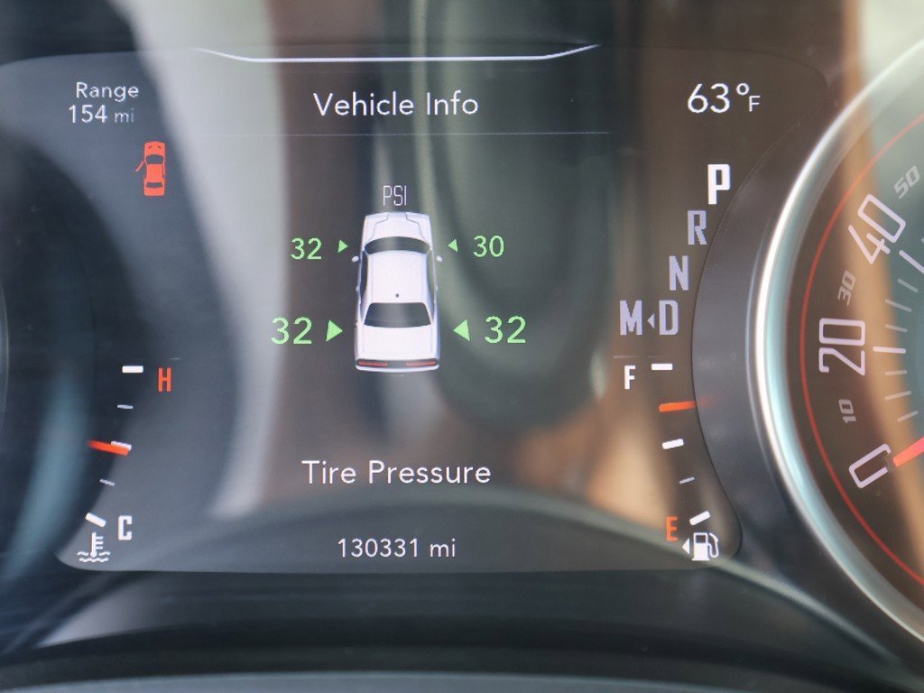 Used 2017 Dodge Challenger R/T image 29