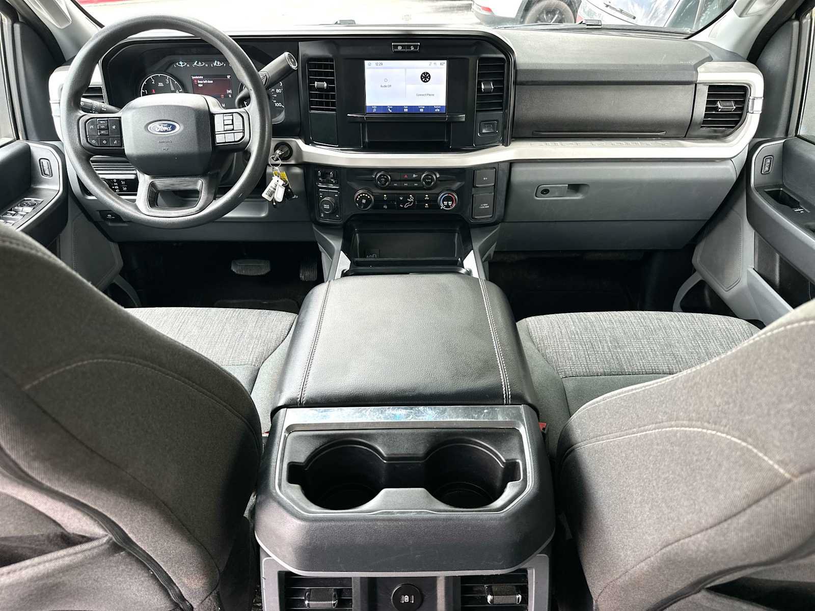 Used 2025 Ford F250 XLT w/ FX4 Off-Road Package AWD/4WD image 25