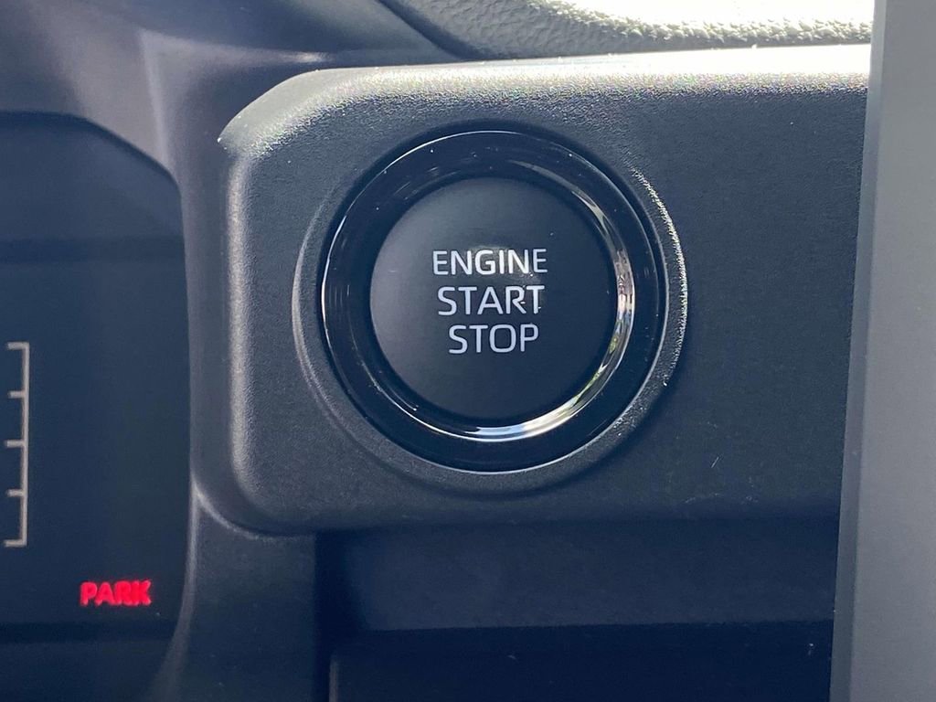 Used 2025 Toyota Tacoma SR5 RWD image 29