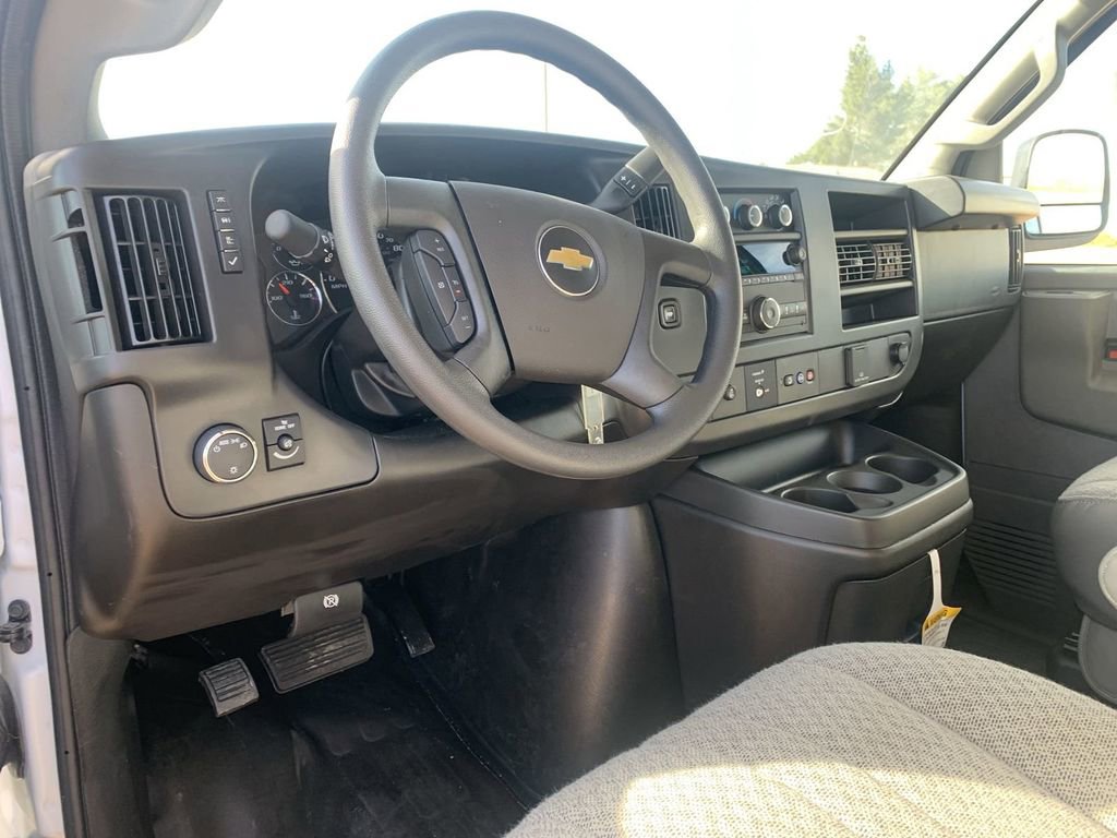 New 2026 Chevrolet Express 2500 w/ Driver Convenience Package image 7