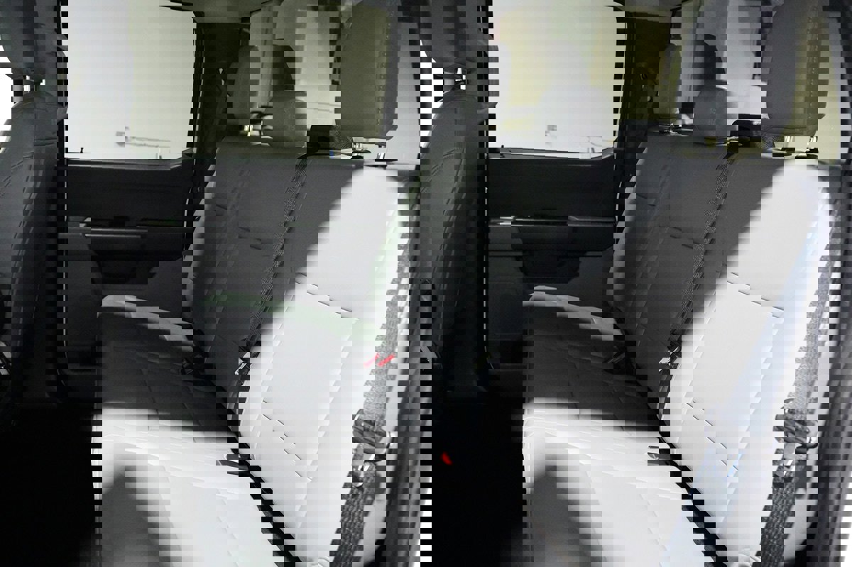 Used 2022 Ford F150 Lightning Pro image 45