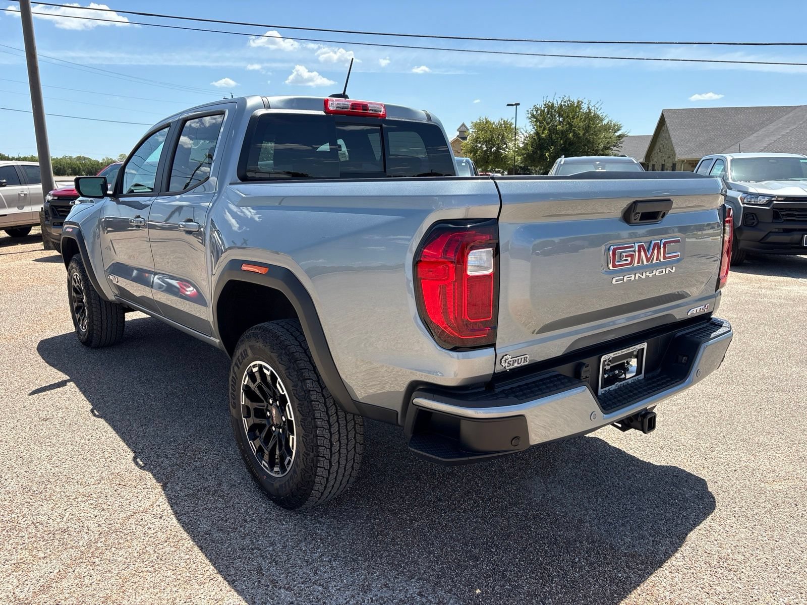 New 2026 GMC Canyon AT4 AWD/4WD image 3