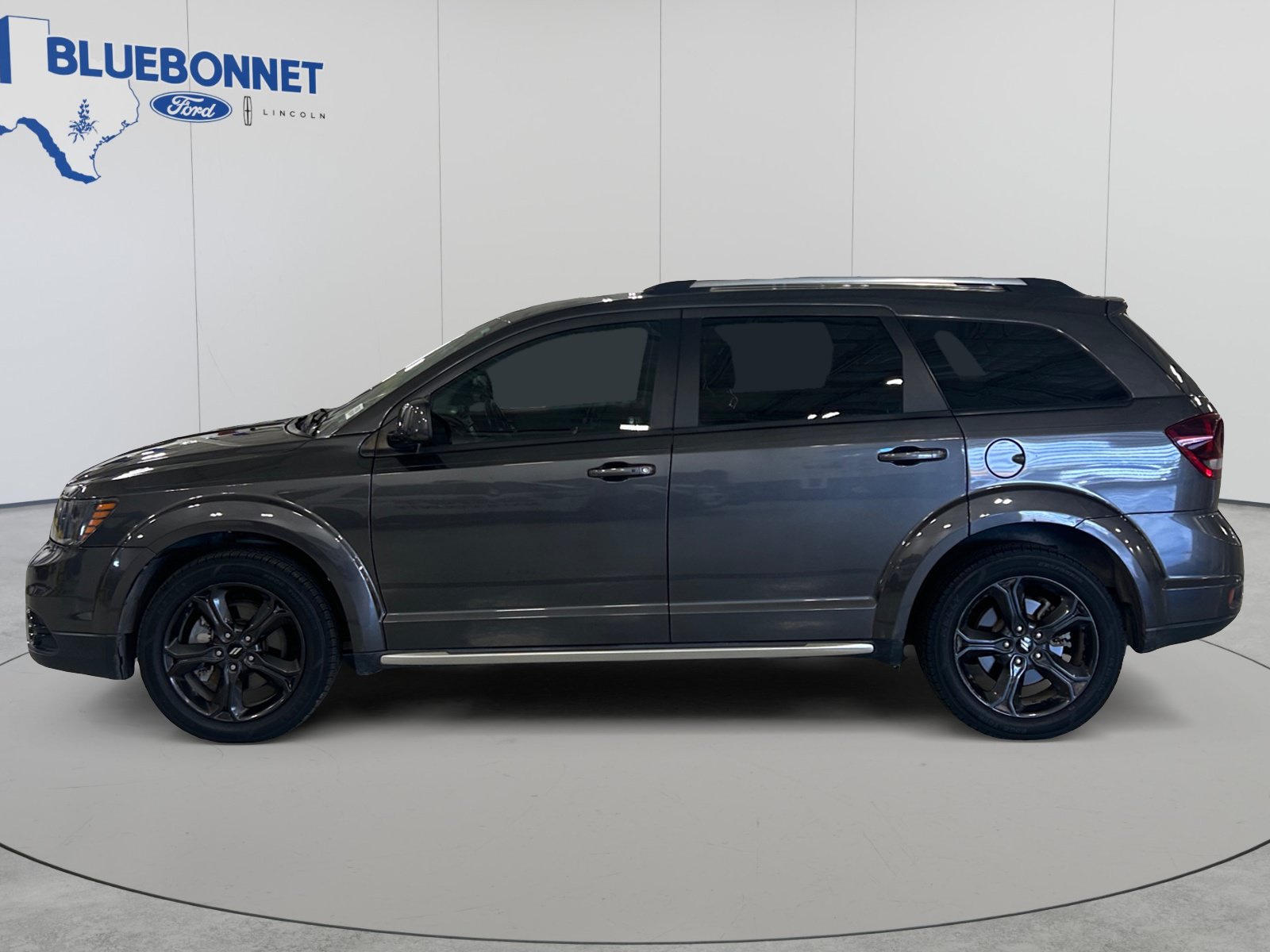 Used 2019 Dodge Journey Crossroad w/ Navigation Group FWD image 8