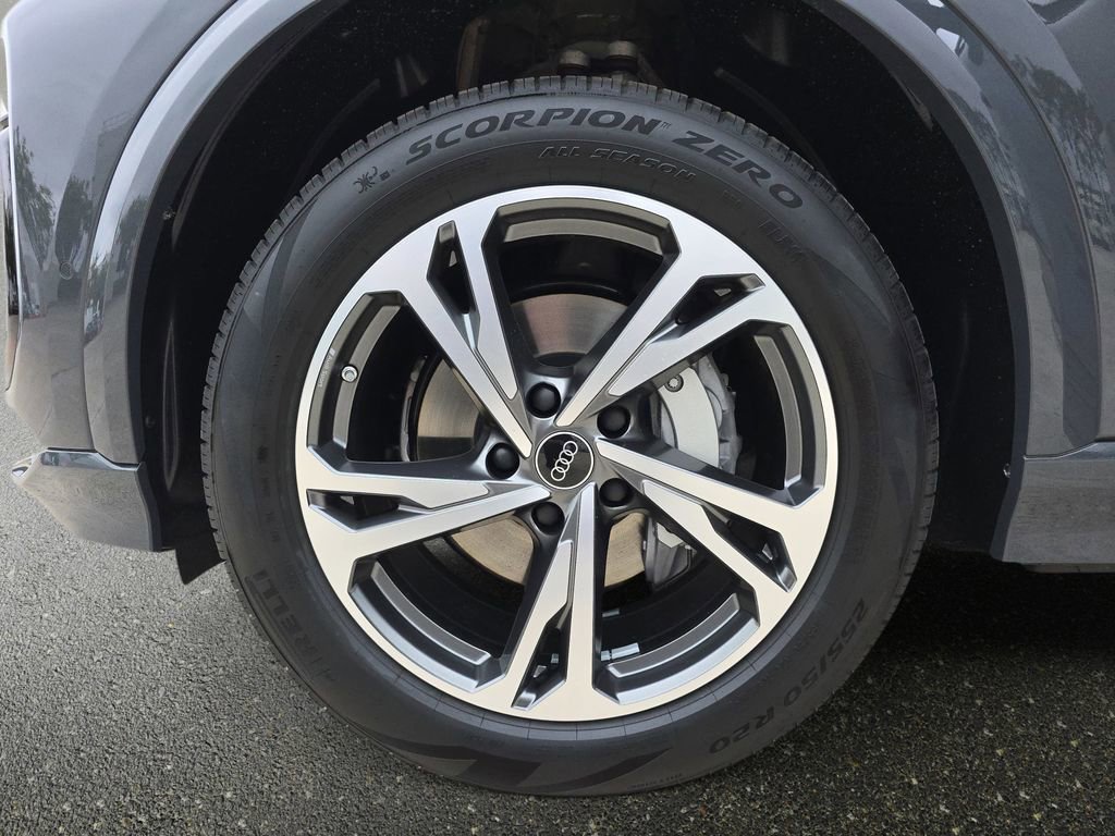 New 2027 Audi Q6 e-tron Premium Plus AWD/4WD image 33