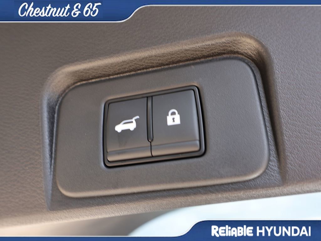 Used 2024 Nissan Rogue SV AWD/4WD image 17