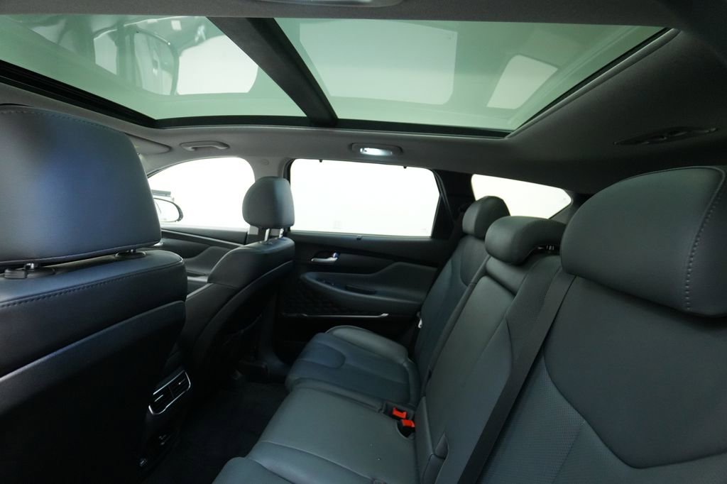 Used 2023 Hyundai Santa Fe Limited w/ Cargo Package image 25