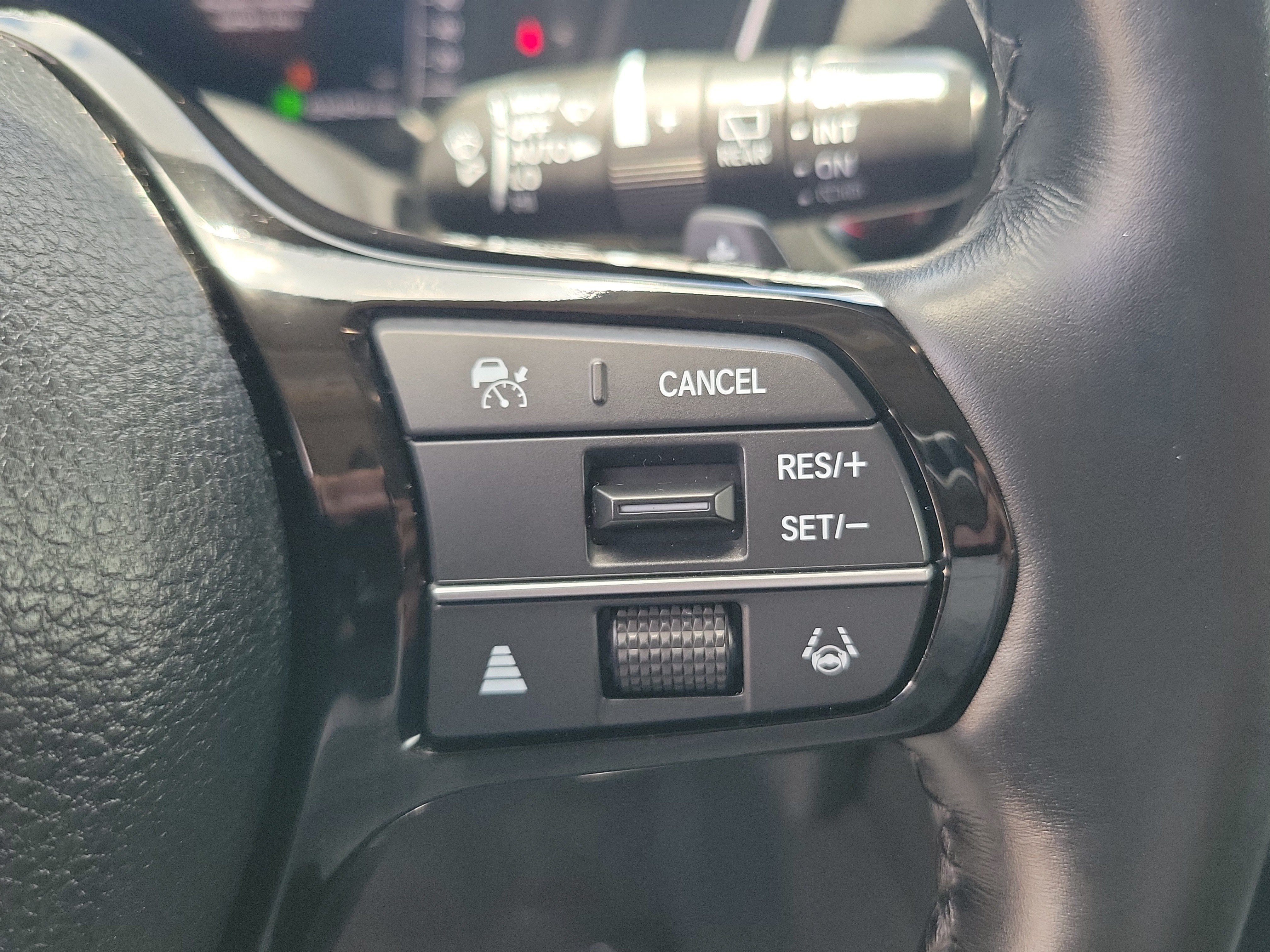 Used 2024 Honda Pilot Elite image 28