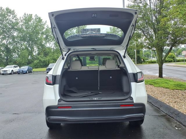 Used 2024 Honda HR-V LX image 7