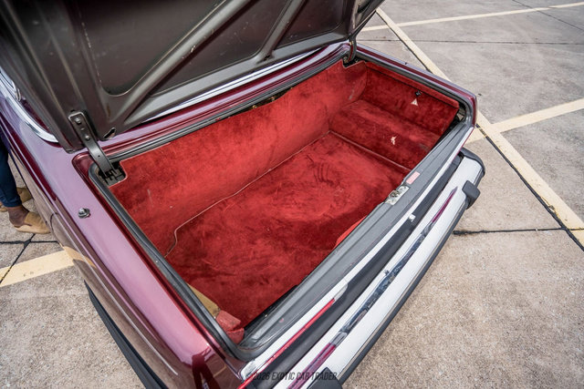 Used 1988 Mercedes-Benz 560 SL image 76