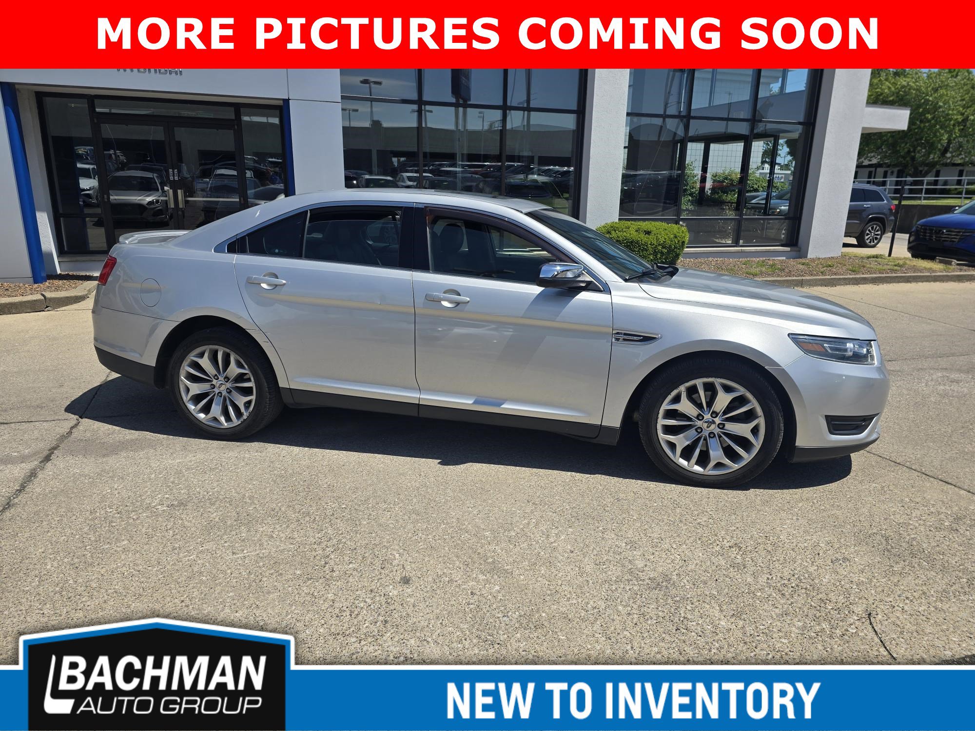 Used 2014 Ford Taurus Limited w/ Equipment Group 301A FWD image 8