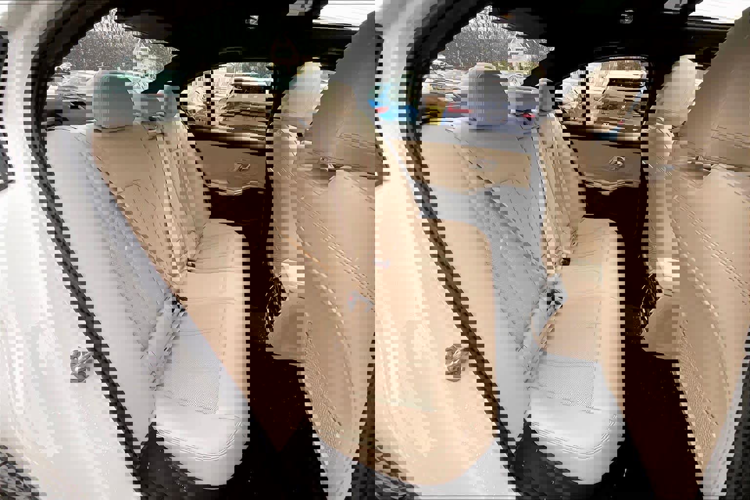 Used 2022 BMW 330i xDrive Sedan w/ Premium Package image 19