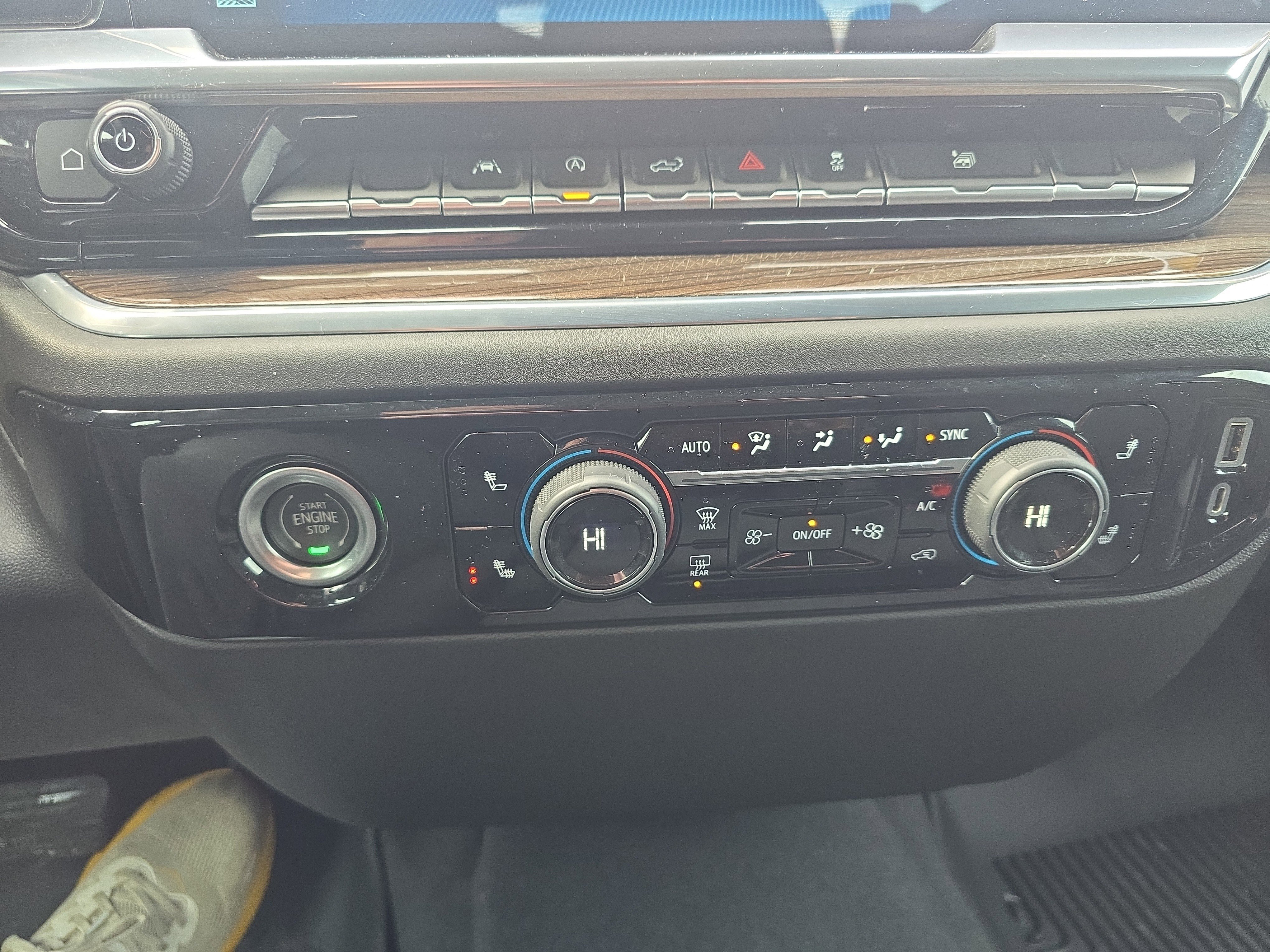 Used 2022 Chevrolet Silverado 1500 LT image 25