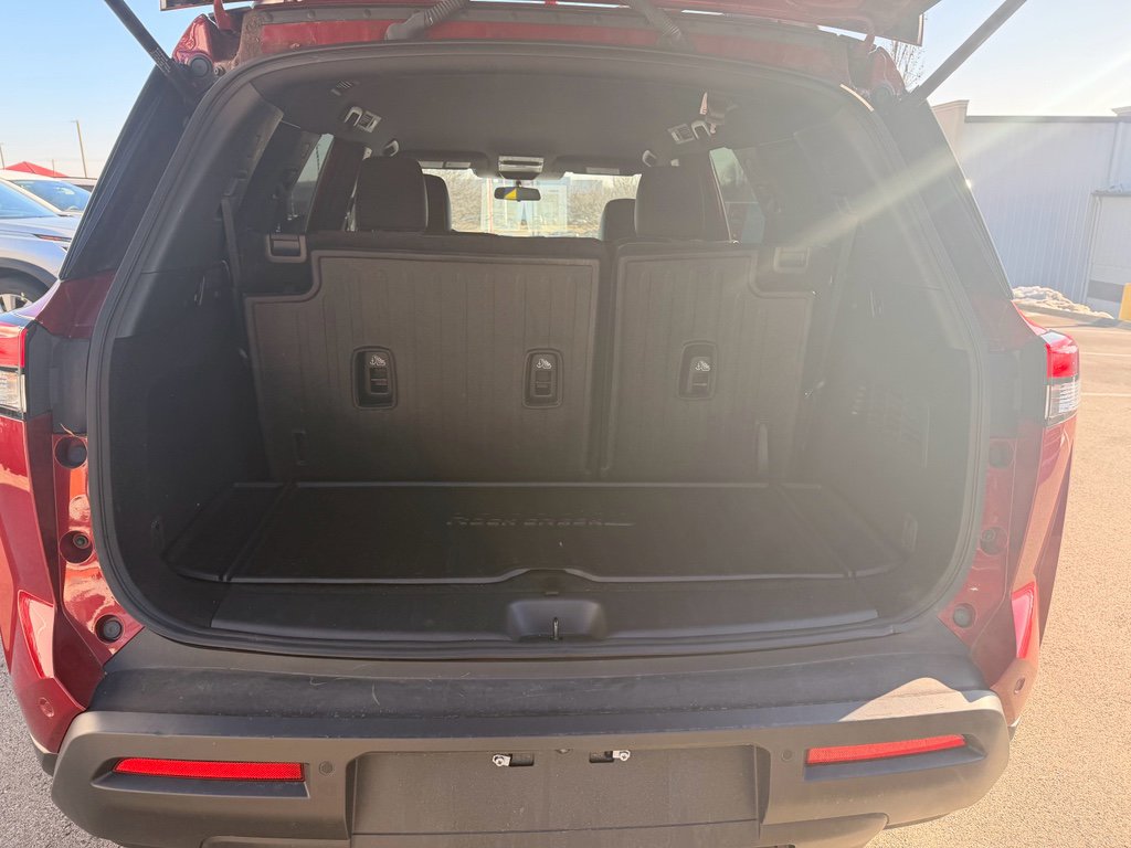 Certified 2023 Nissan Pathfinder Rock Creek image 9