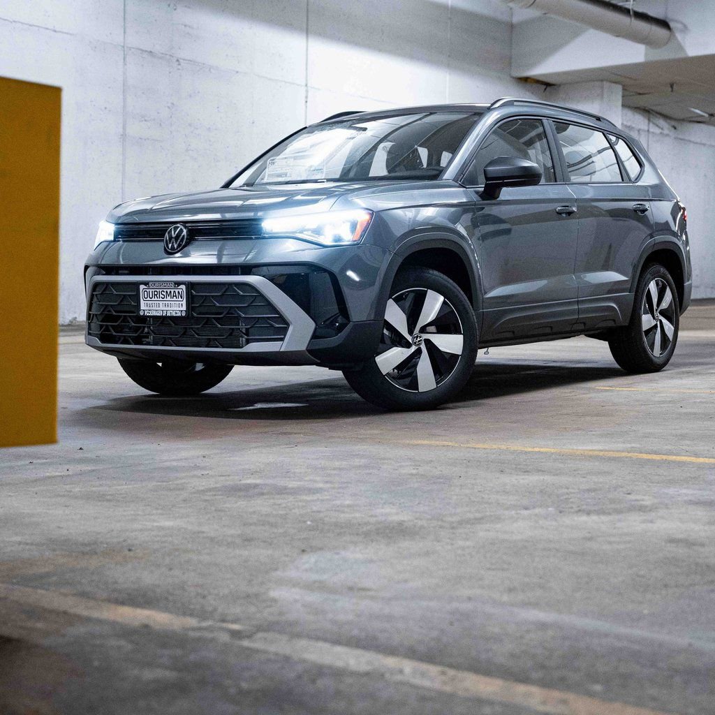 New 2026 Volkswagen Taos S image 1
