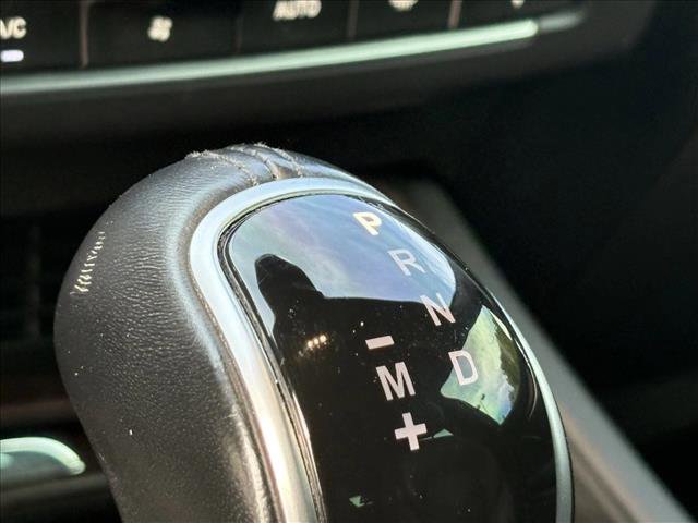 Used 2018 Maserati Levante GranLusso AWD/4WD image 7