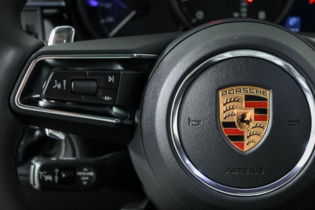 New 2026 Porsche Macan image 10