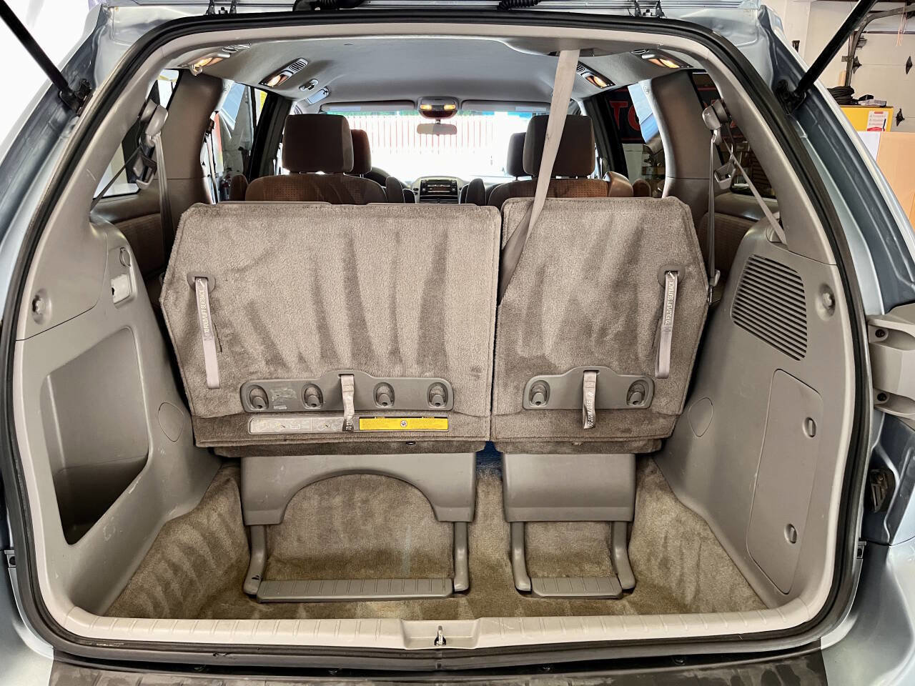 Used 2008 Toyota Sienna LE image 17