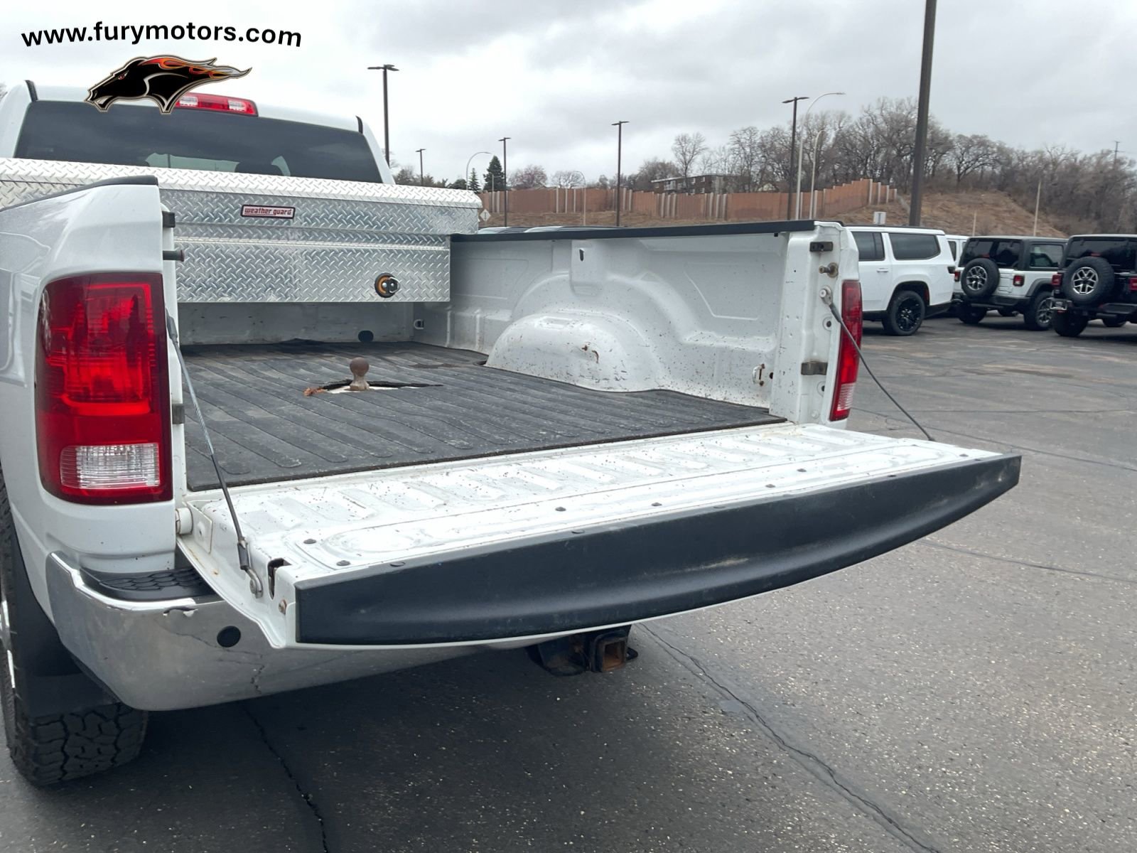 Used 2016 RAM 2500 Tradesman w/ Chrome Appearance Group image 32