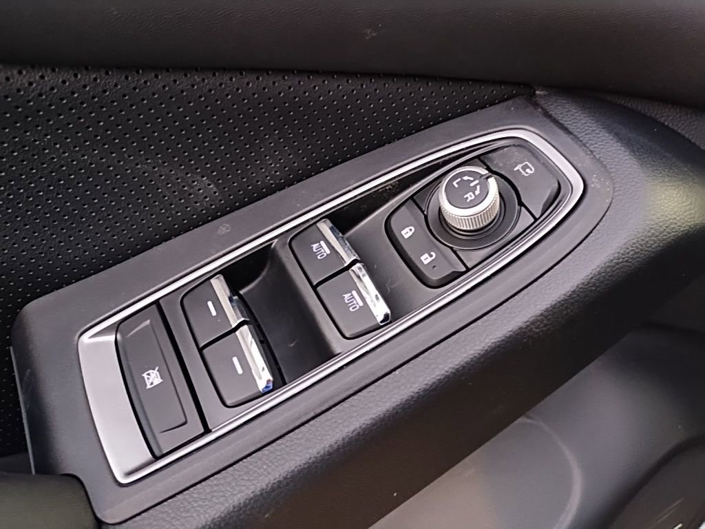 Used 2026 Subaru Ascent Touring AWD/4WD image 17