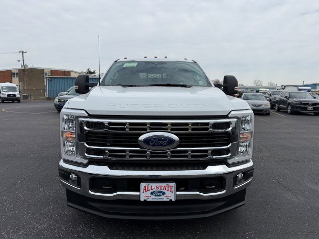 New 2026 Ford F350 XL w/ XL Chrome Package image 2