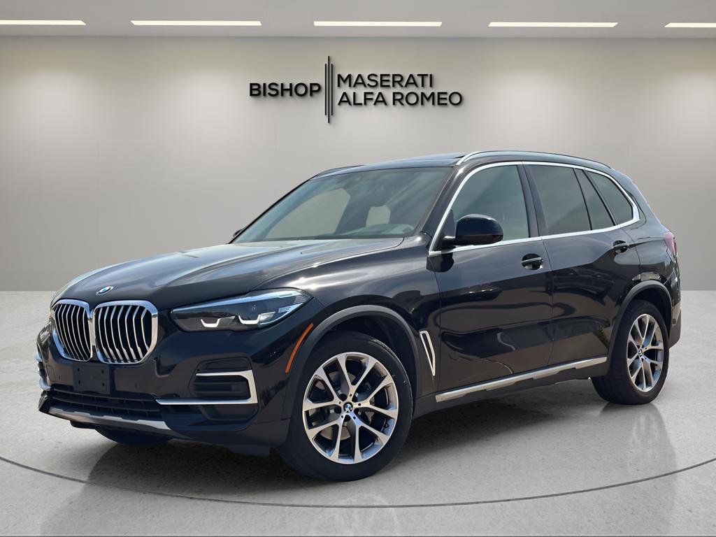 Used 2023 BMW X5 xDrive40i w/ Premium Package image 3