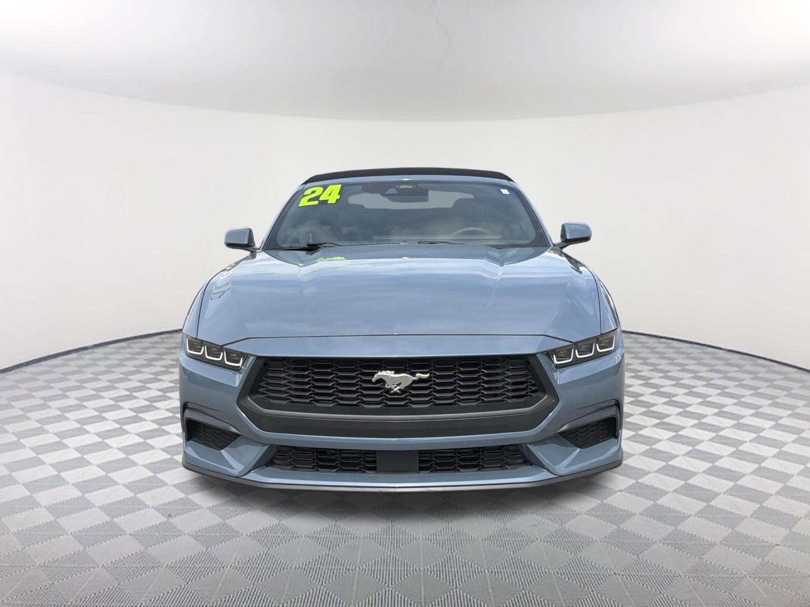 Used 2024 Ford Mustang Premium RWD image 2