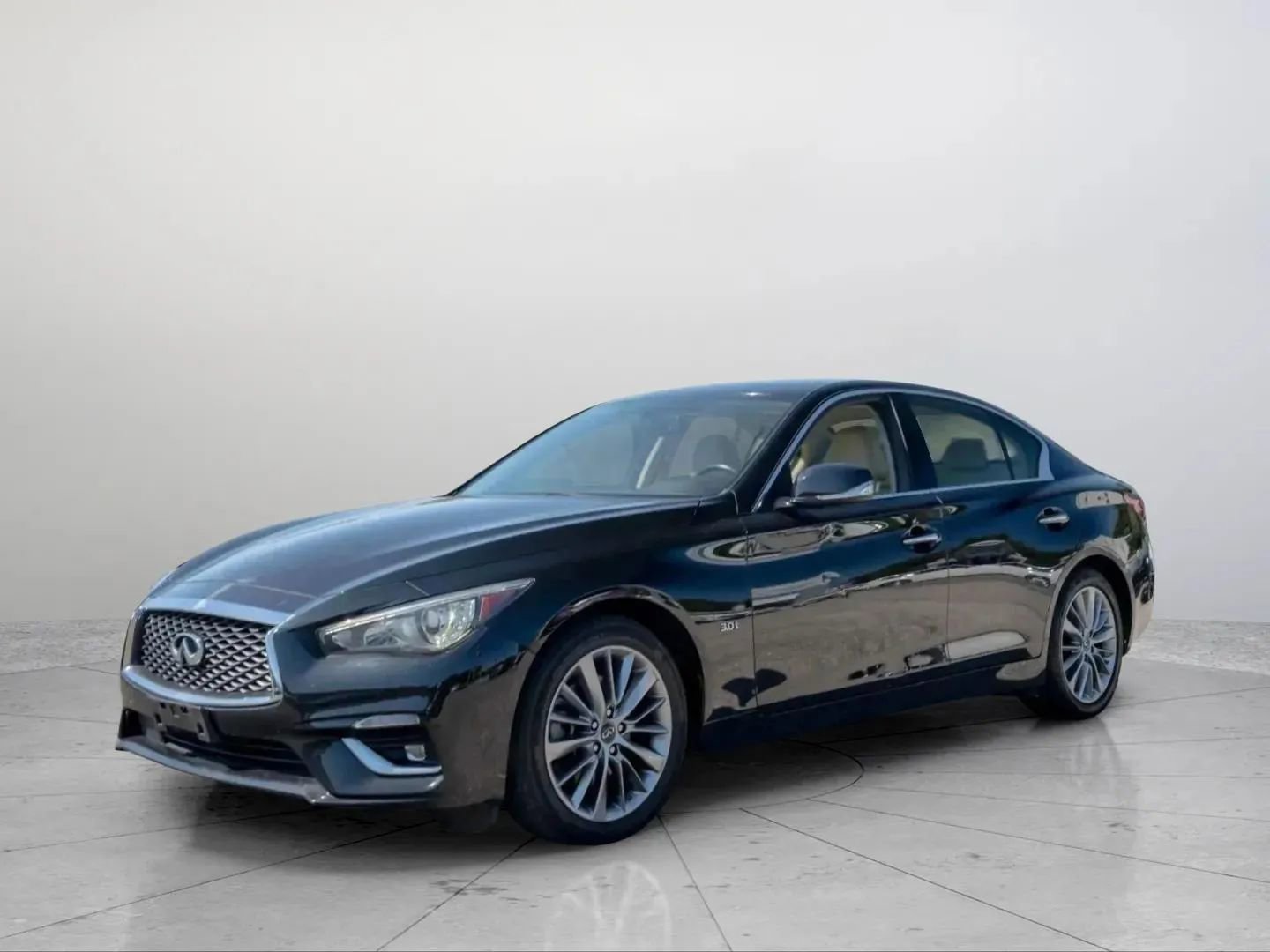 Used 2019 INFINITI Q50 Luxe w/ Essential Package (3.0T Luxe)