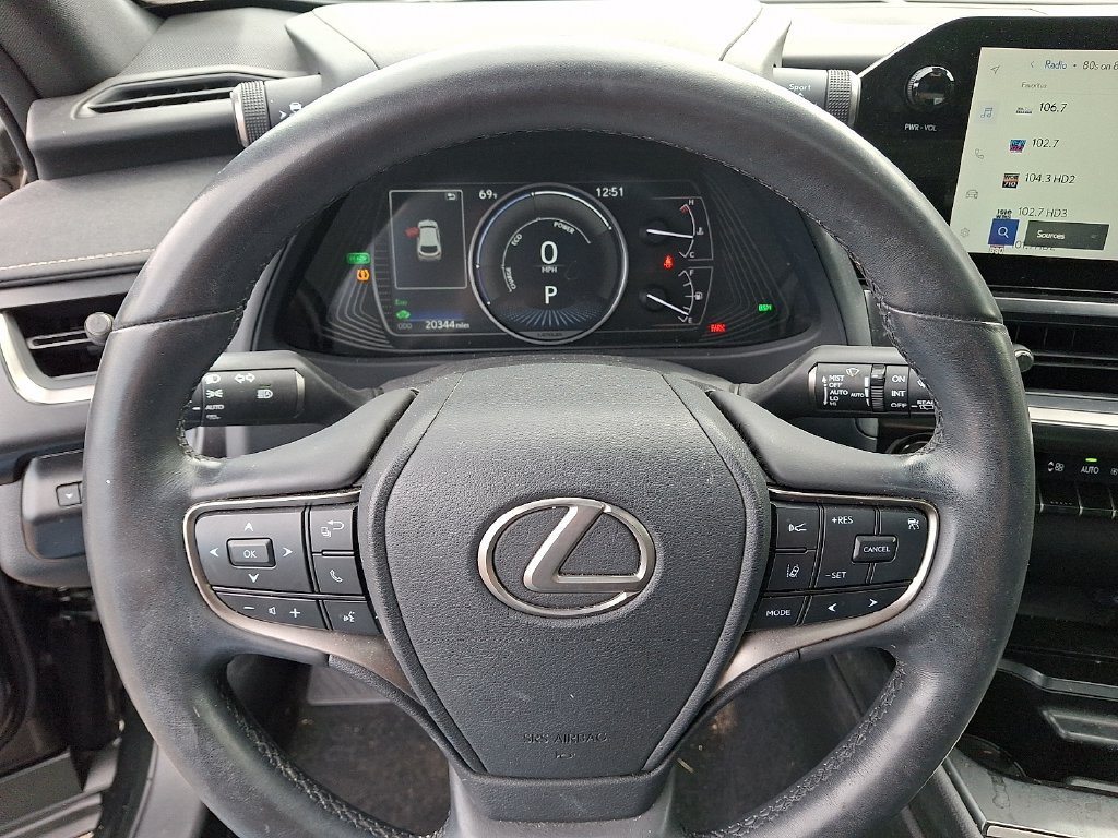 Used 2023 Lexus UX 250h AWD w/ Accessory Package (Z2) image 20