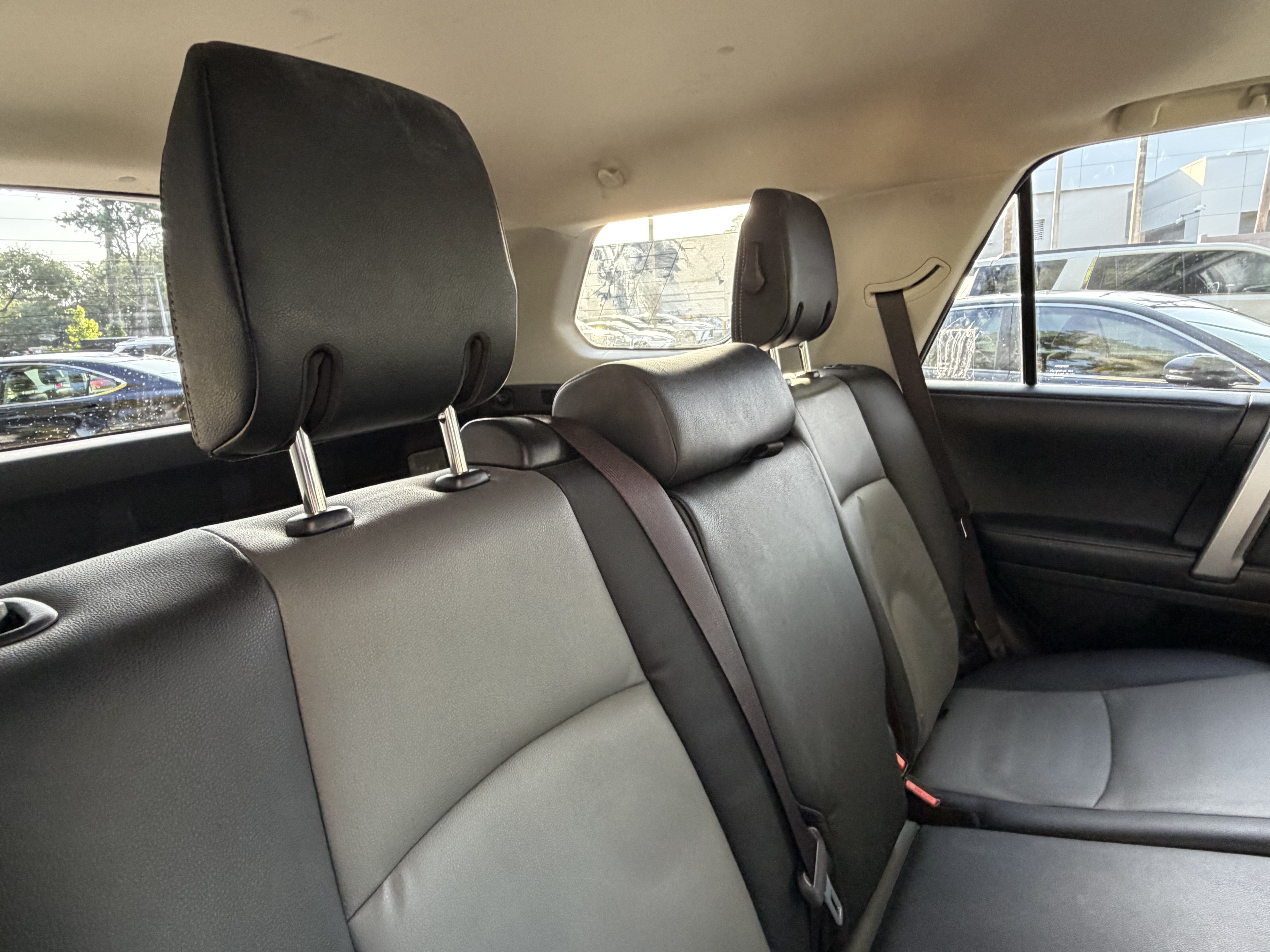 Used 2020 Toyota 4Runner SR5 Premium w/ Moonroof Package AWD/4WD image 42