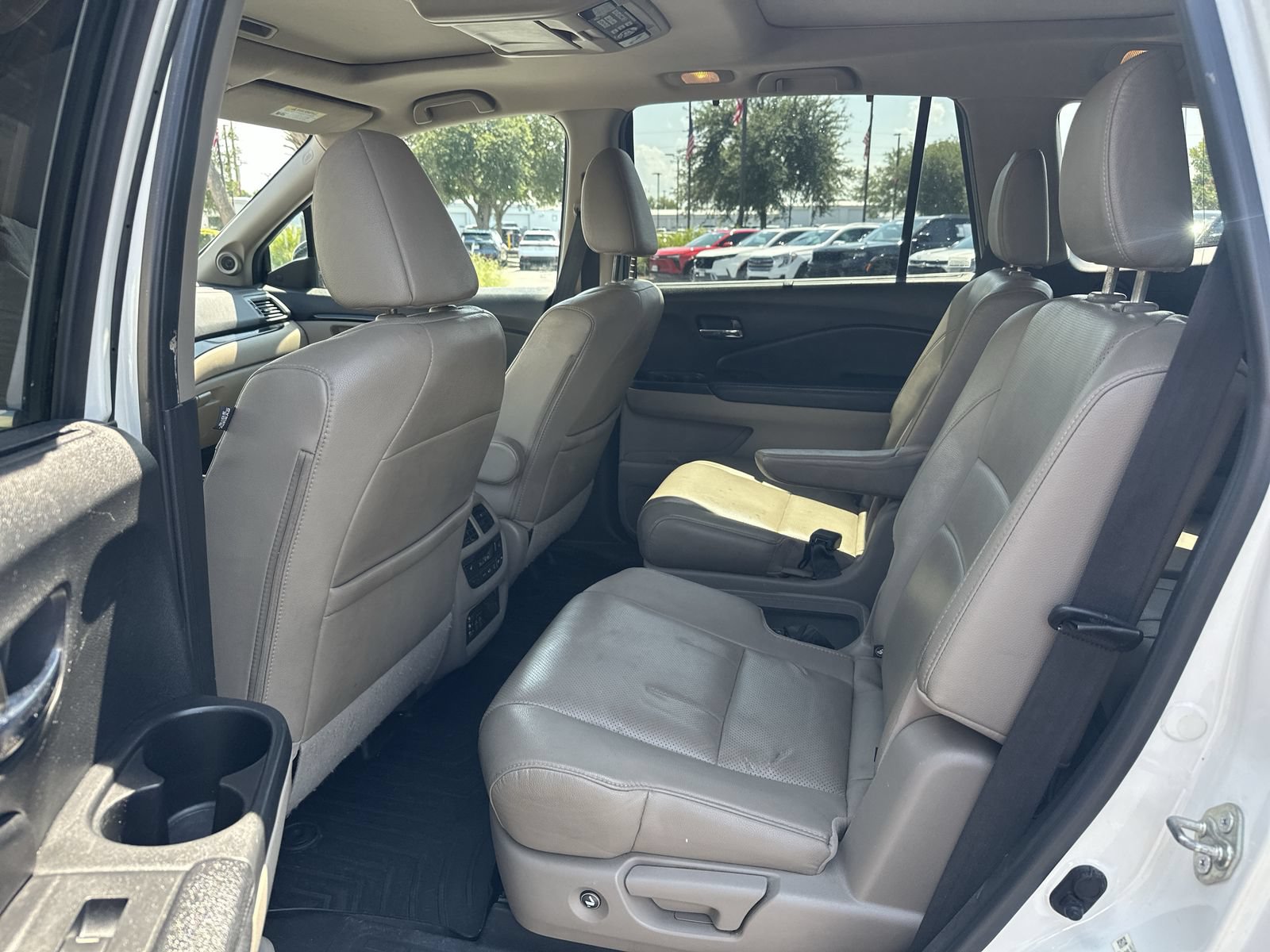 Used 2016 Honda Pilot Elite image 31