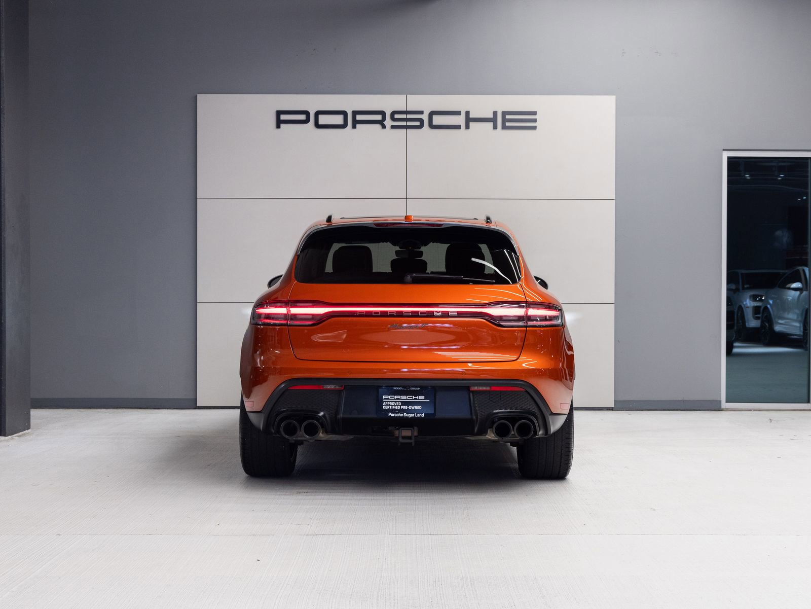 Certified 2024 Porsche Macan Turbo AWD/4WD image 6