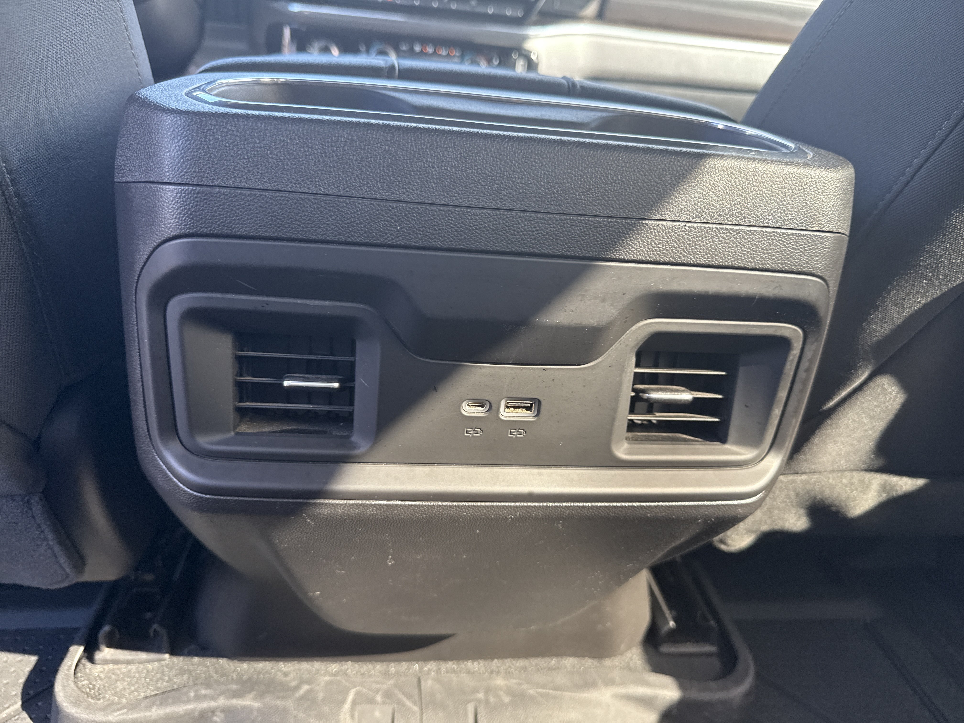Used 2023 Chevrolet Silverado 1500 LT Trail Boss w/ LPO, Dark Essentials Package AWD/4WD image 14