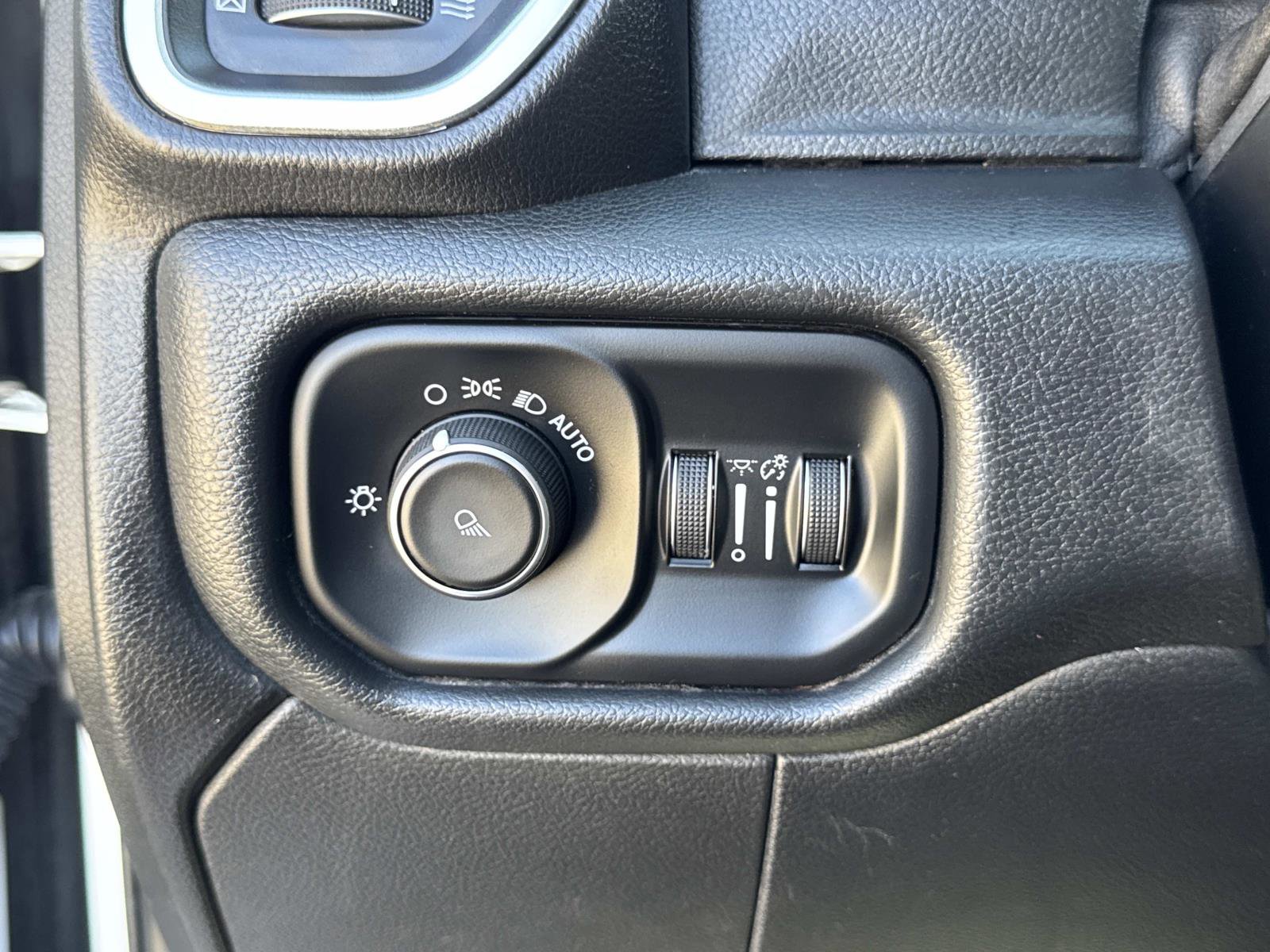 Used 2019 RAM 2500 Big Horn image 20