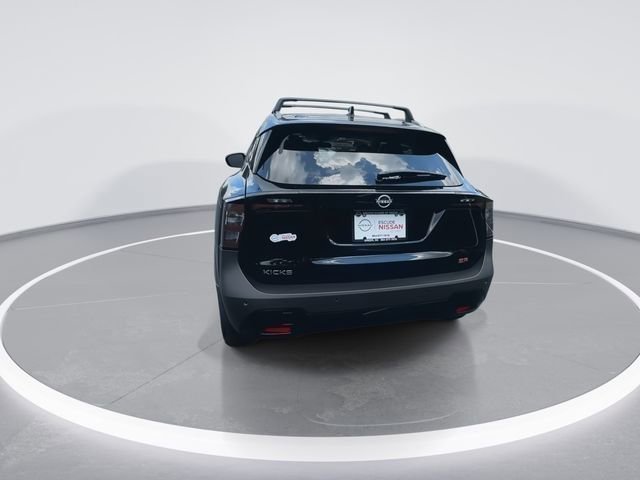 New 2025 Nissan Kicks SR FWD image 7