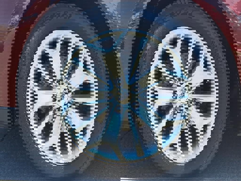 Used 2016 Ford Taurus Limited image 9