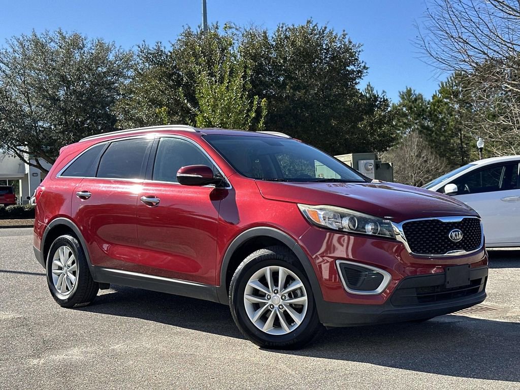 Used 2017 Kia Sorento LX image 28