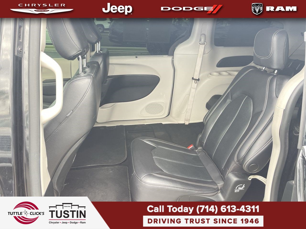 Used 2022 Chrysler Pacifica Touring-L FWD image 25