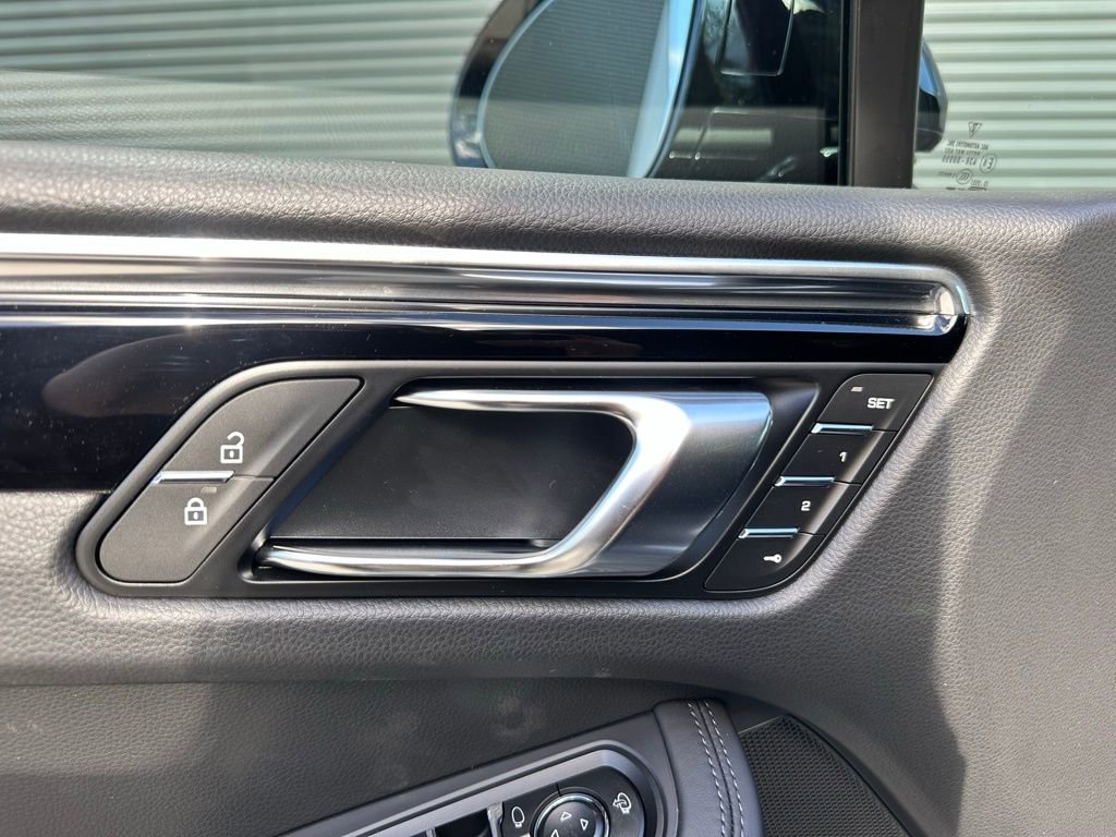 Used 2026 Porsche Macan S image 21