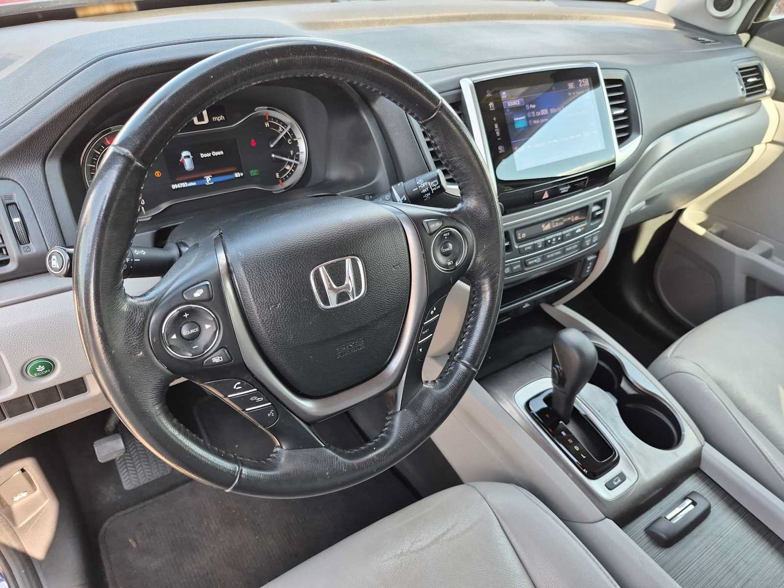 Certified 2017 Honda Pilot EX-L image 2