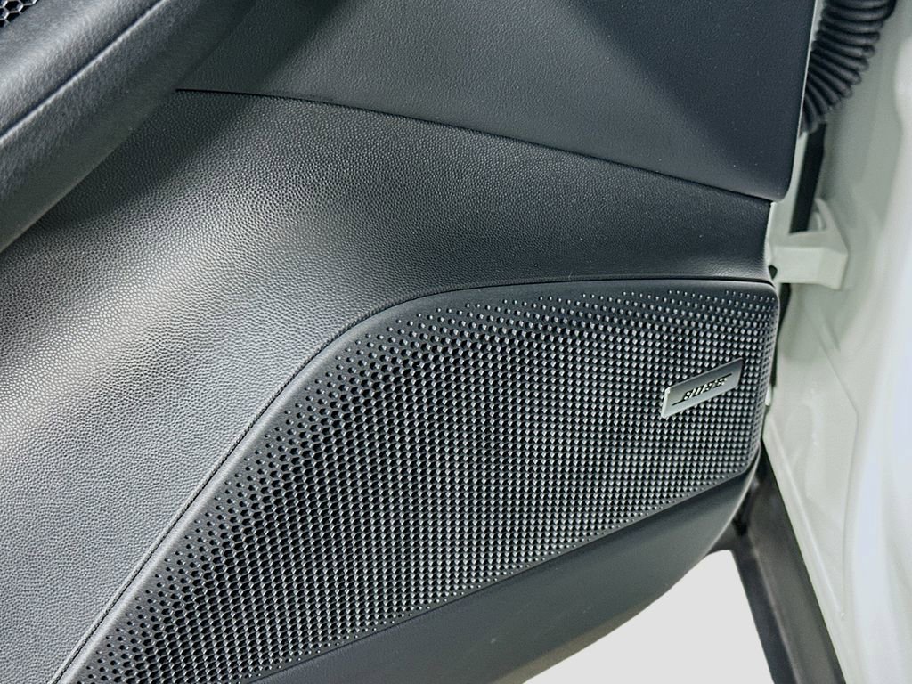 Certified 2024 Porsche Macan 4 Electric image 21