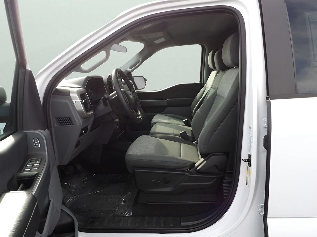 Used 2023 Ford F150 XLT AWD/4WD image 12