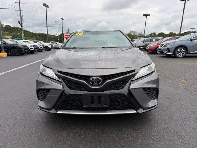 Used 2020 Toyota Camry XSE FWD image 3
