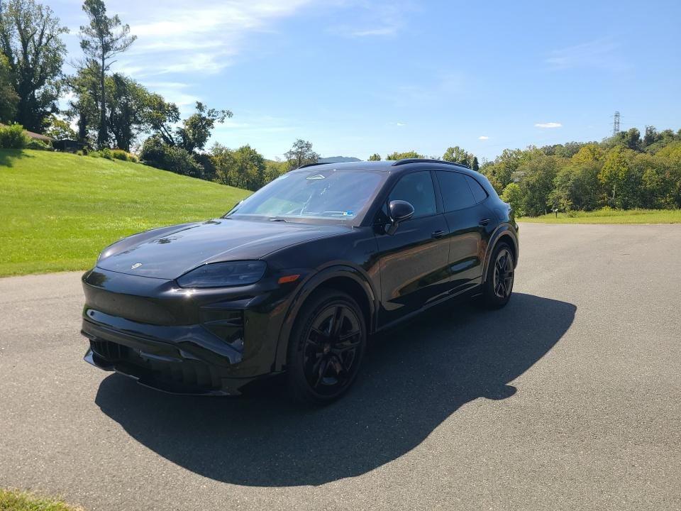 New 2026 Porsche Cayenne Turbo Electric AWD/4WD image 1