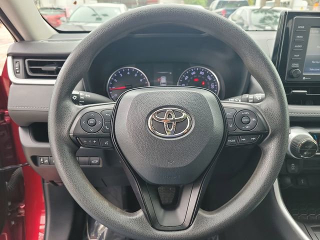 Used 2022 Toyota RAV4 XLE w/ Convenience Package image 16
