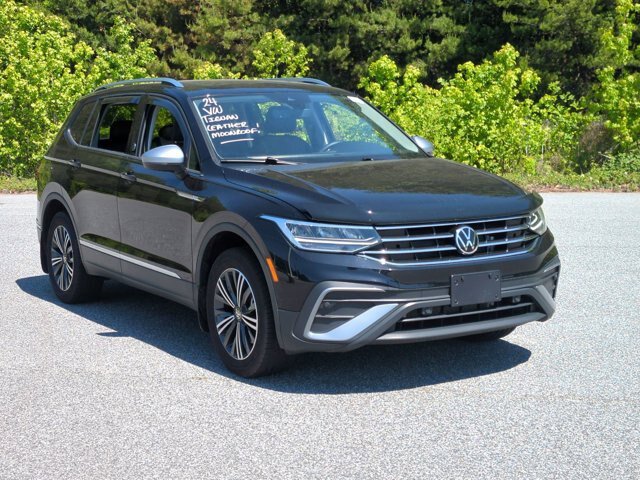 Used 2024 Volkswagen Tiguan Wolfsburg Edition w/ Panoramic Sunroof Package AWD/4WD image 1