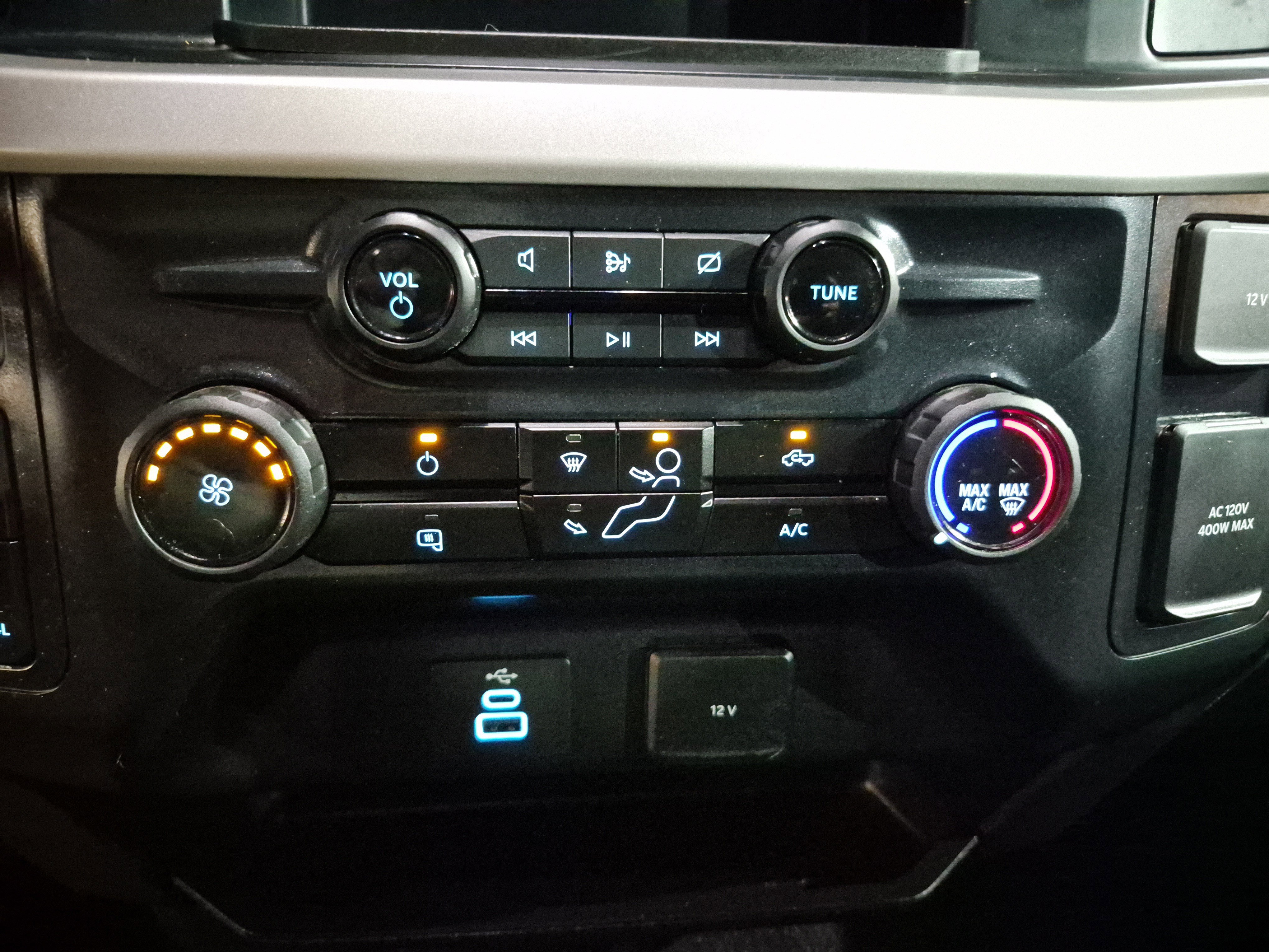 Used 2024 Ford F250 XLT image 27