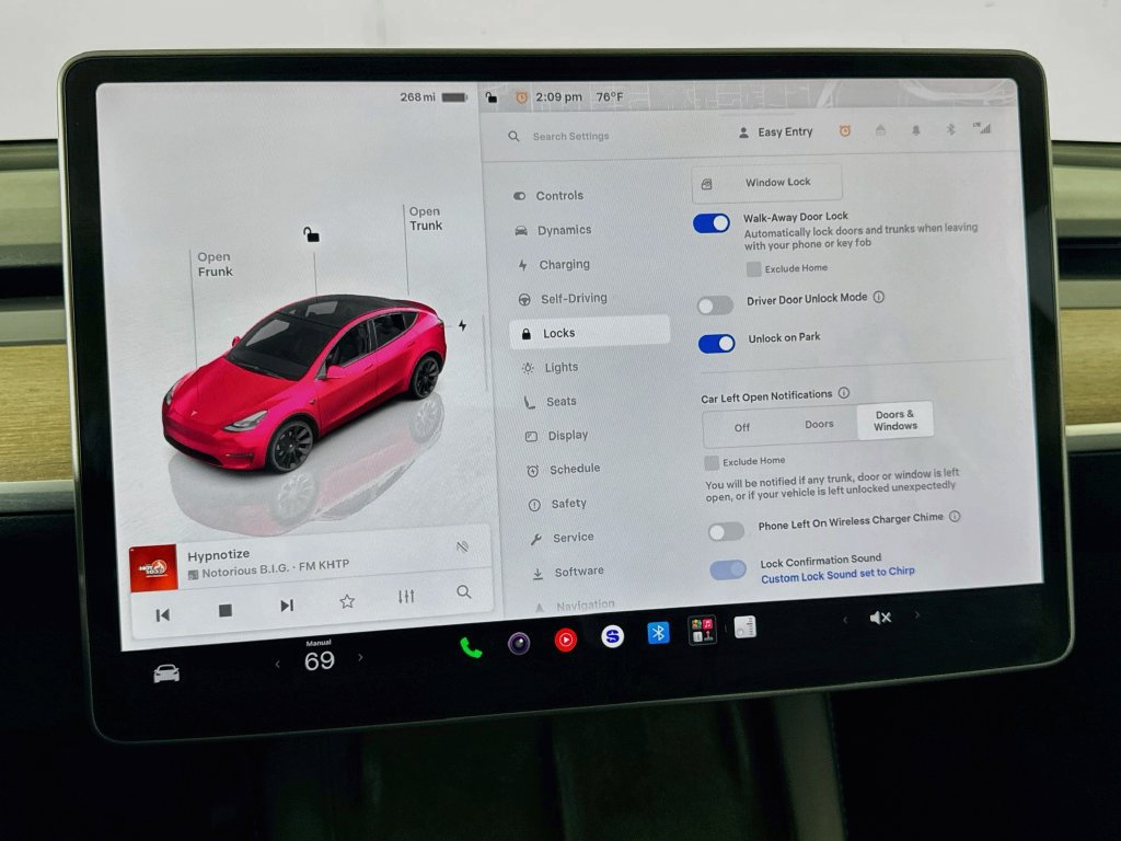 Used 2023 Tesla Model Y Long Range AWD/4WD image 41