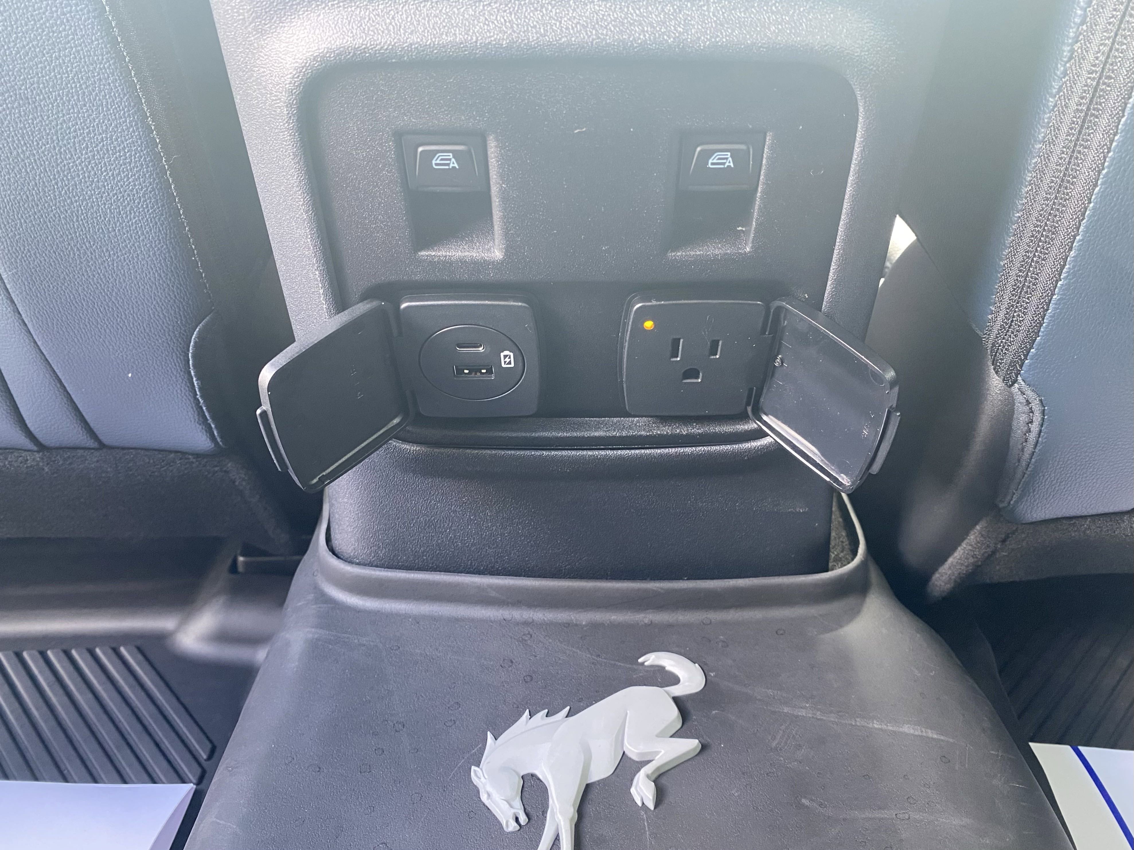 Used 2023 Ford Bronco Outer Banks image 25